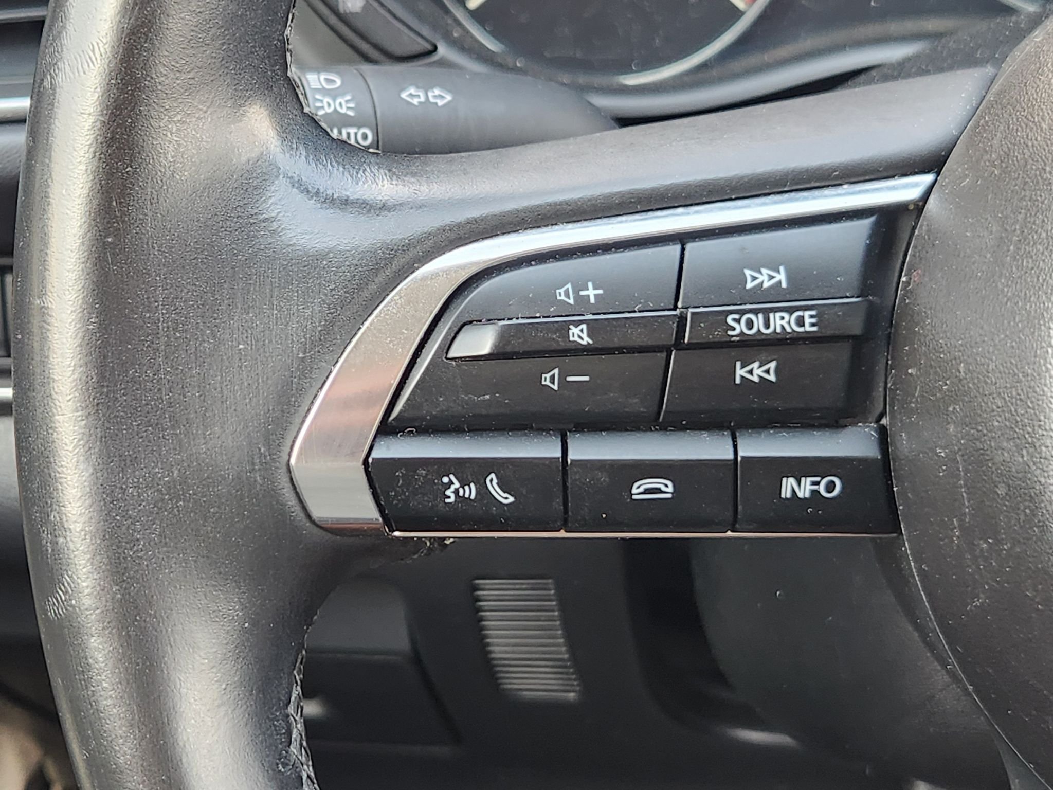 Used 2024 Platinum Quartz Metallic Mazda 2.5 S Select Sport image 30