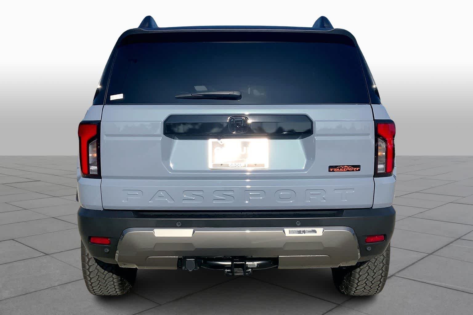 New 2026 Sonic Gray Pearl Honda TrailSport Blackout Elite image 4