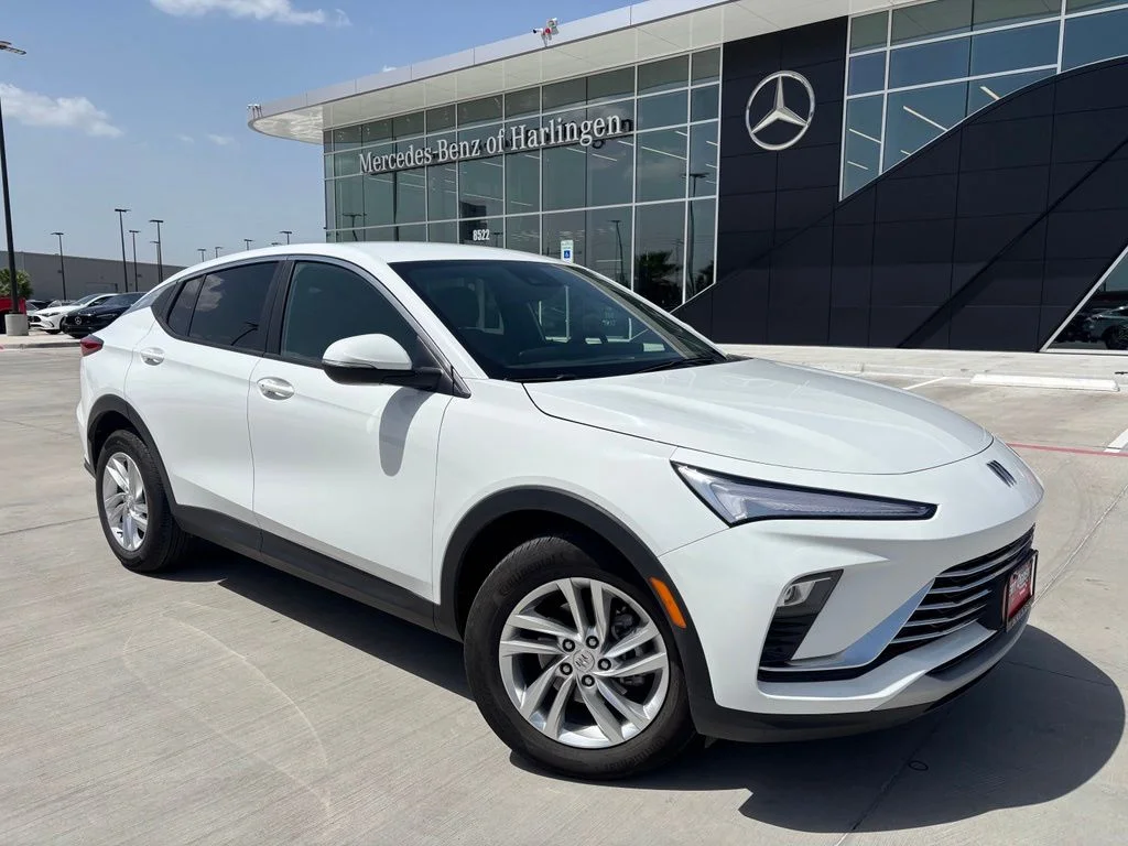 Used 2025 White Buick Preferred image 1
