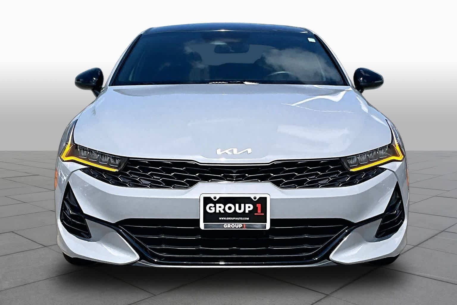 Used 2022 Wolf Gray Kia GT-Line image 4