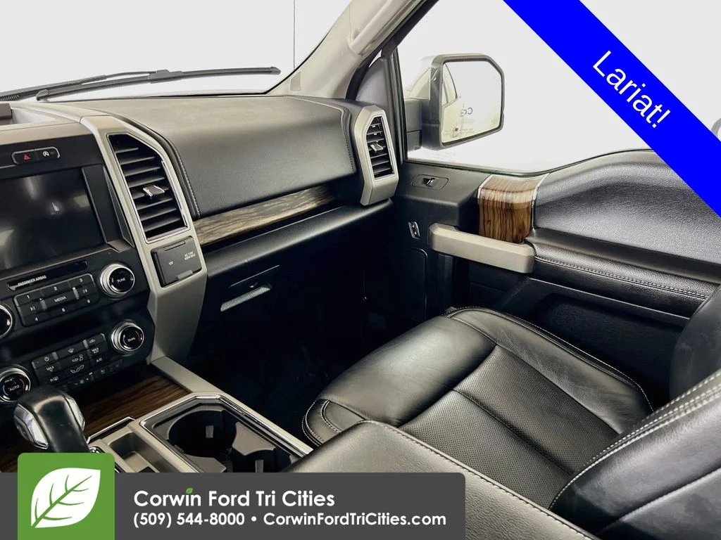 Used 2019 White Ford Lariat image 26