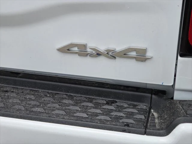 New 2026 Bright White Clear-Coat Exterior Paint RAM Big Horn image 5