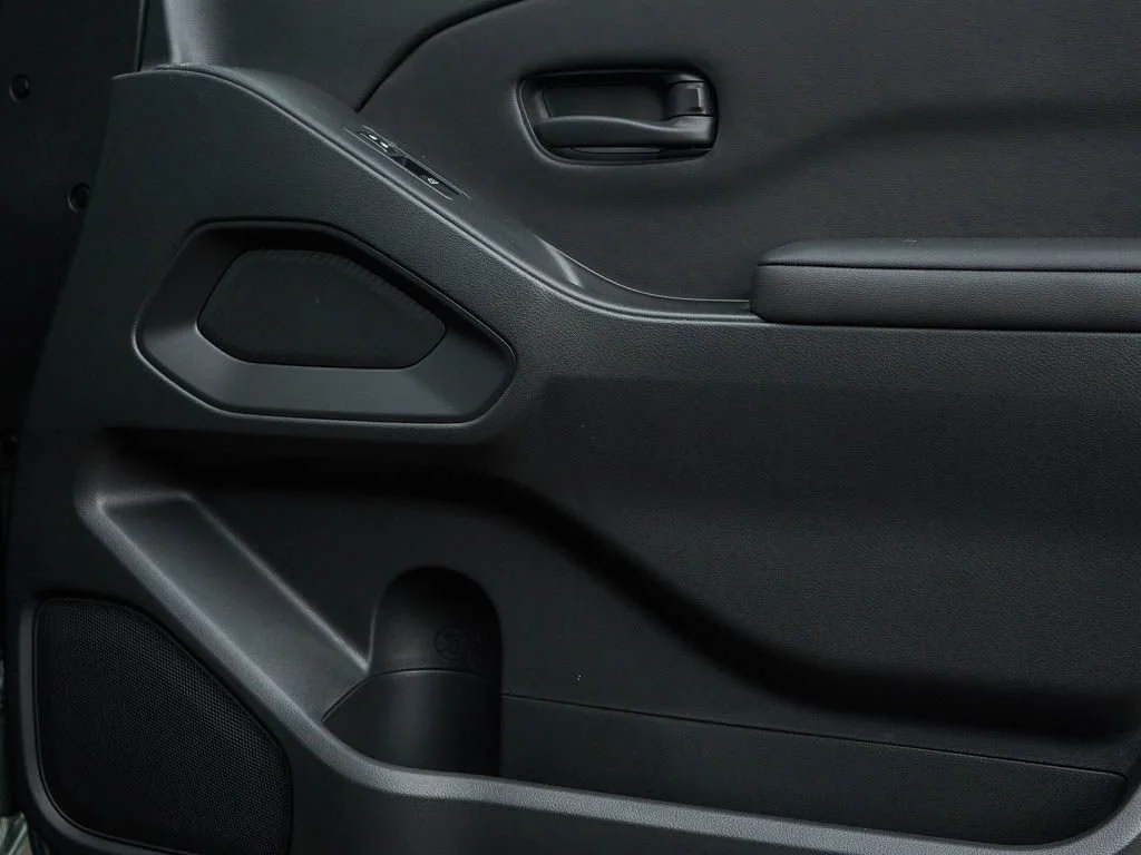 New 2026 Boulder Gray Pearl Nissan SV image 8