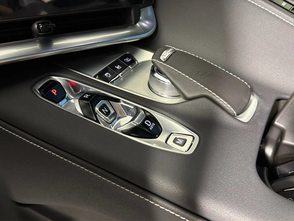 2023 Chevrolet Corvette 2LT - Photo 24