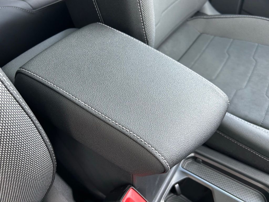 New 2026 Gray Volkswagen 1.5T SE Black image 41