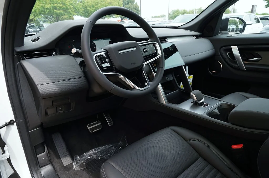 New 2026 Fuji White Land Rover Landmark image 14
