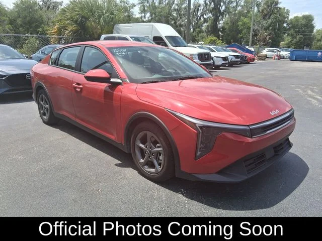 2025 Kia K4 LXS AT's photo