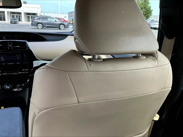 Used 2019 Beige Toyota XLE AWD-e image 11