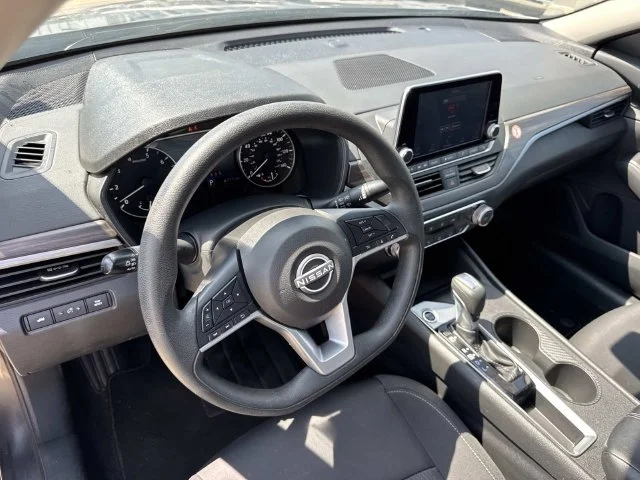 Used 2025 Gray Nissan 2.5 SV image 41