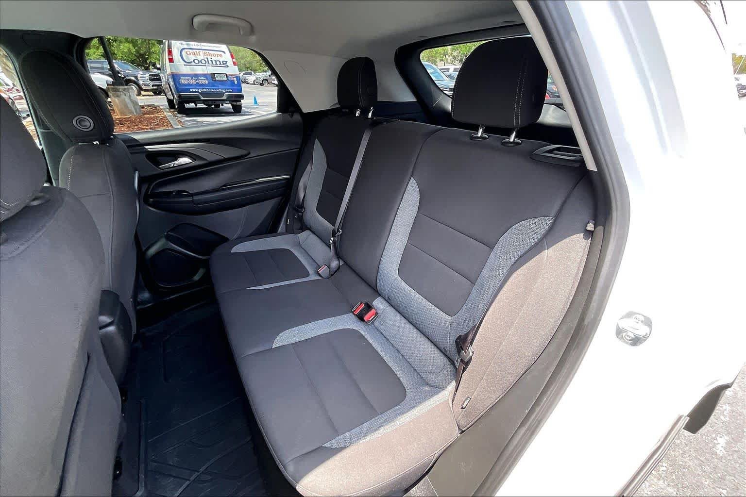 2025 Chevrolet Trailblazer LS - Photo 25