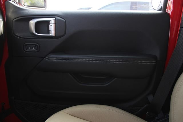 Used 2020 Red Jeep Unlimited Sahara image 18