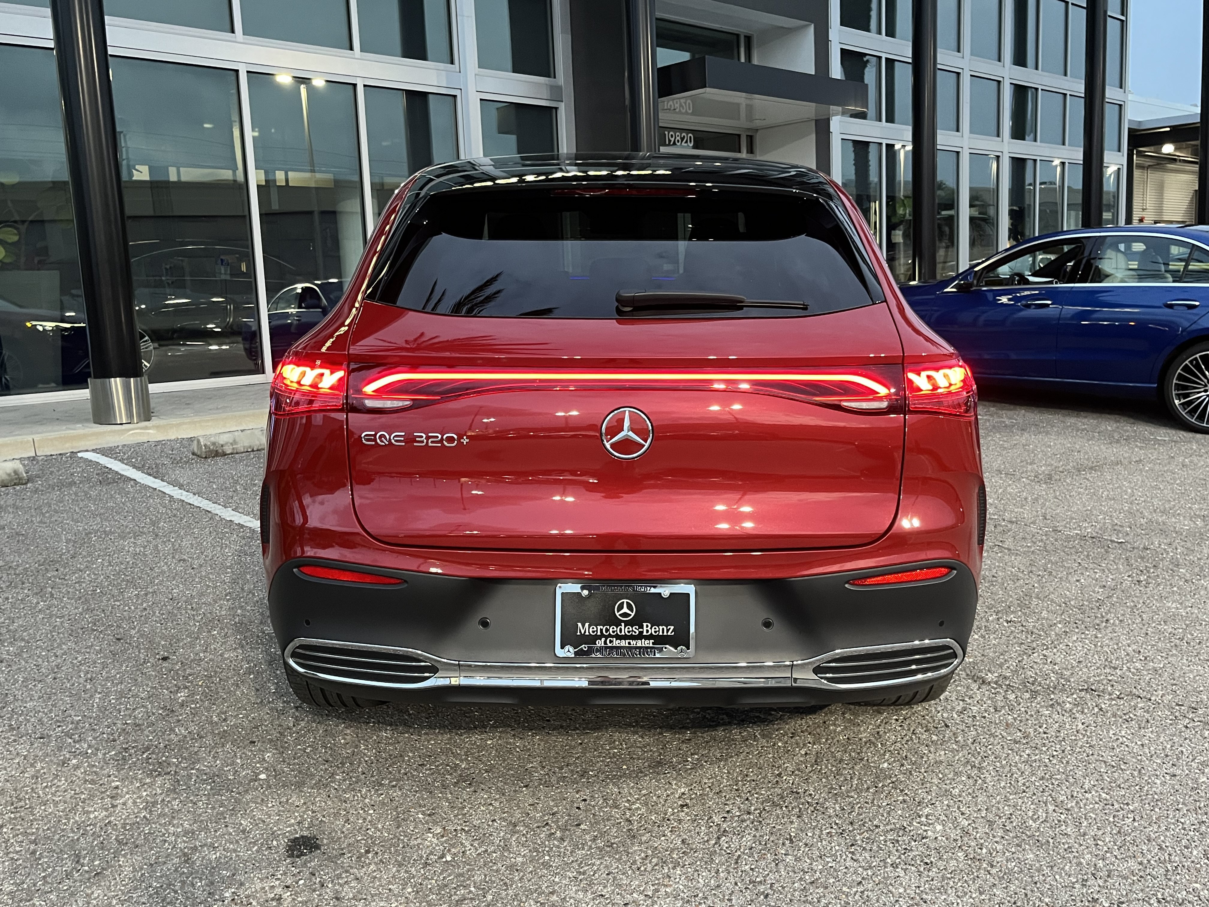 New 2026 PATAGONIA RED Mercedes-Benz EQE 320+ image 5