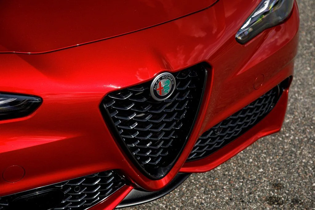 2025 Alfa Romeo Giulia Intensa - Photo 15