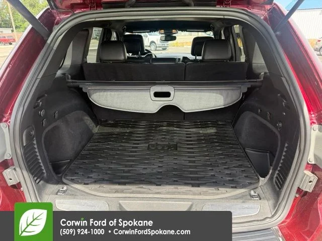 Used 2018 Velvet Red Pearlcoat Jeep Limited image 18