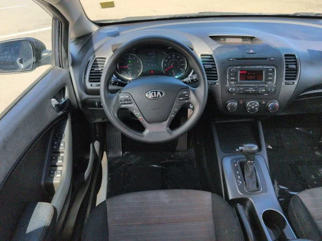 Used 2016 Steel Blue Metallic Kia LX image 15