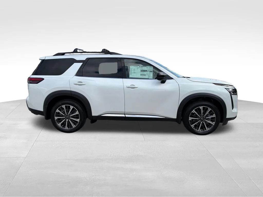 New 2026 White Nissan Platinum image 9