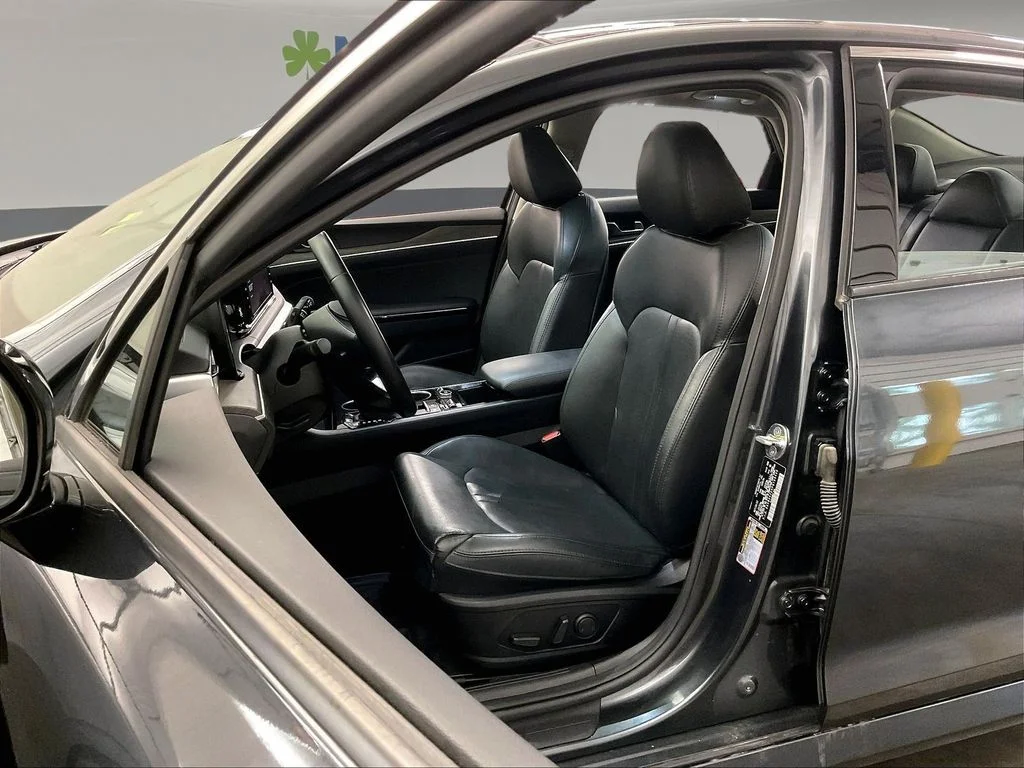 Used 2023 Gray Kia EX image 29