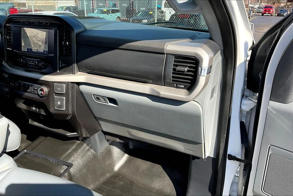 Used 2021 White Ford XL image 14