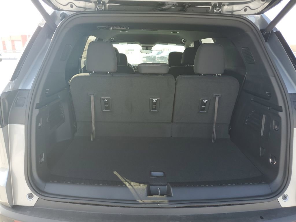 2026 Chevrolet Traverse LT - Photo 8