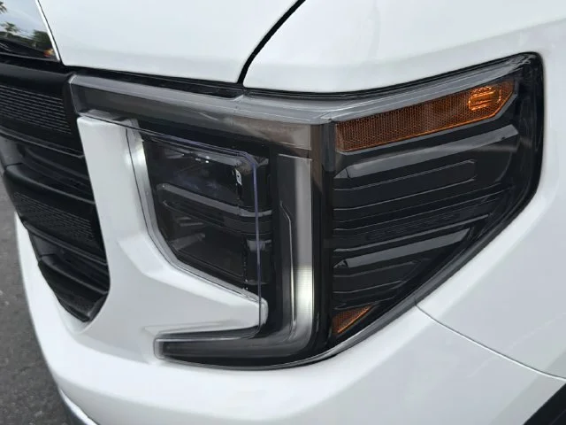 New 2026 Summit White GMC Pro image 9