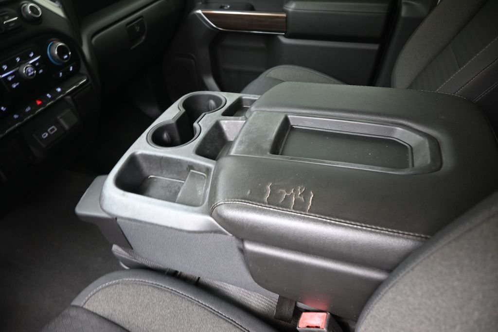 Used 2019 Red Chevrolet RST image 29