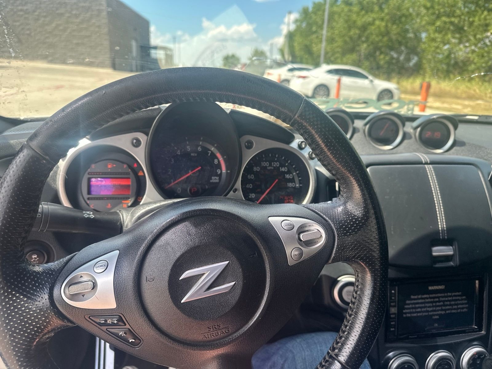 Used 2017 Pearl White Nissan Base image 6