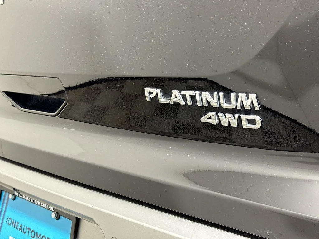 2024 Nissan Pathfinder Platinum - Photo 23