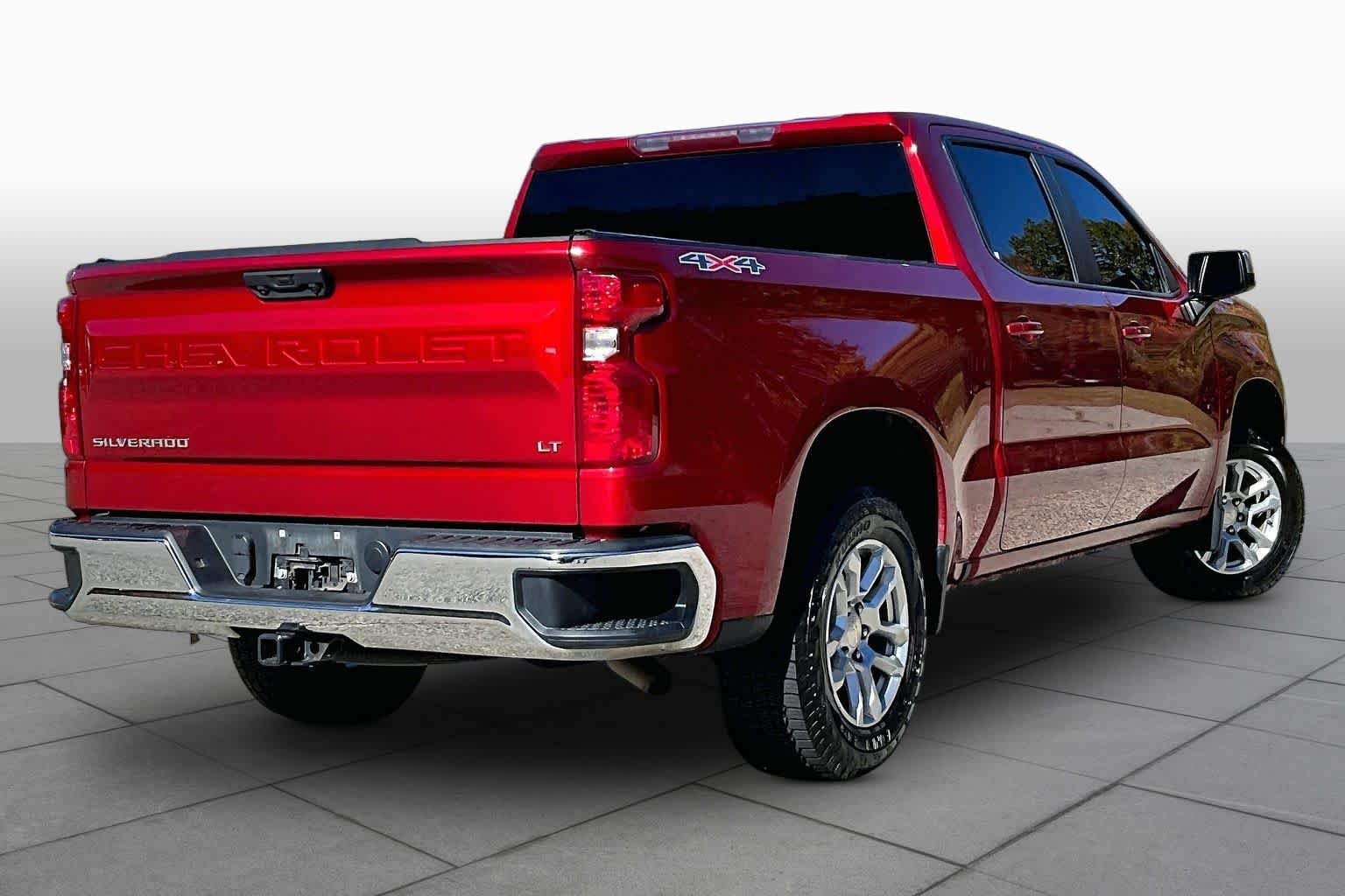 Used 2023 Radiant Red Tintcoat Chevrolet LT image 13