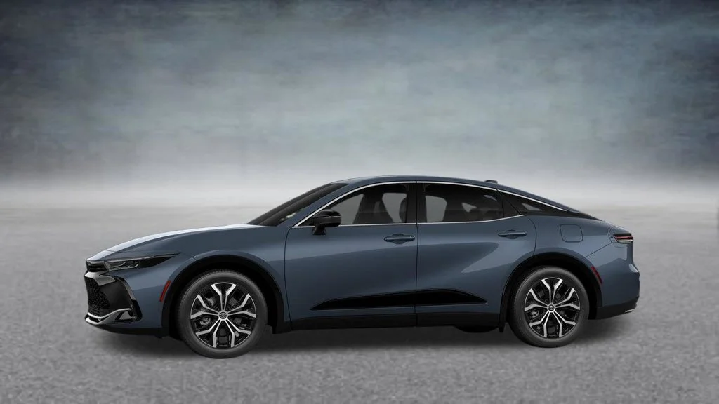 New 2027 White Toyota XLE image 35