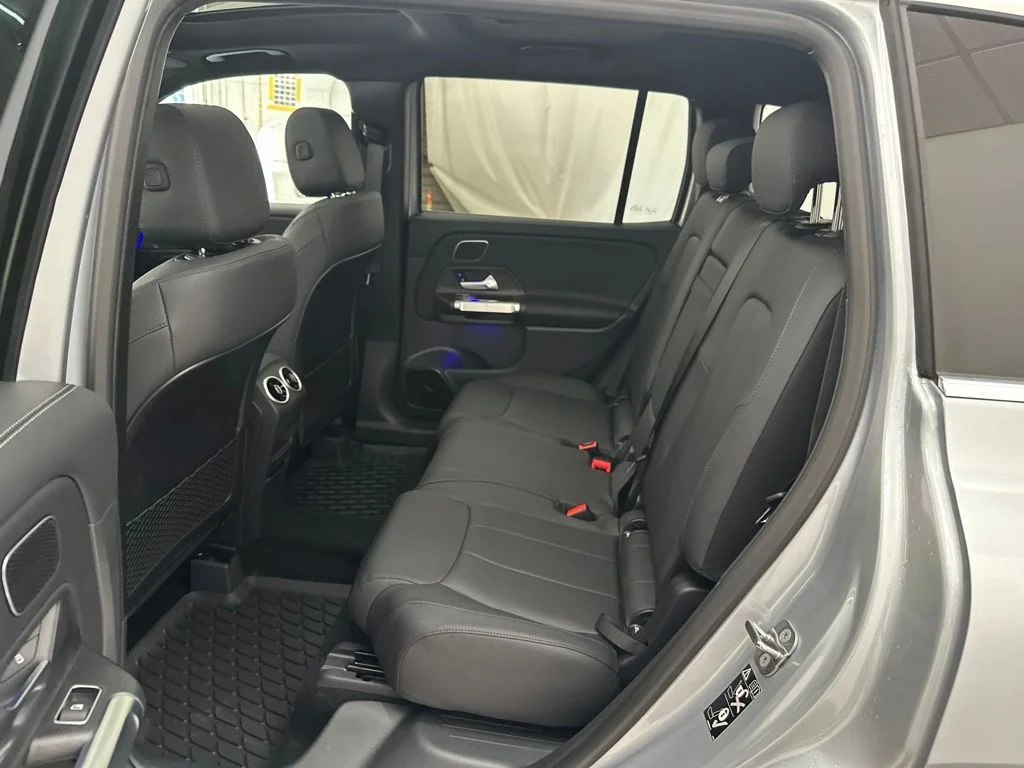 New 2026 Silver Mercedes-Benz GLB 250 image 22