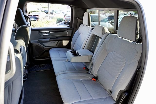 Used 2022 White Ram Big Horn/Lone Star image 19