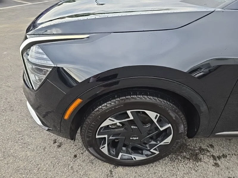 Used 2025 Black Kia SX-Prestige image 10