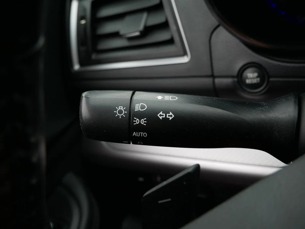 Used 2015 Black Subaru 2.5i image 27