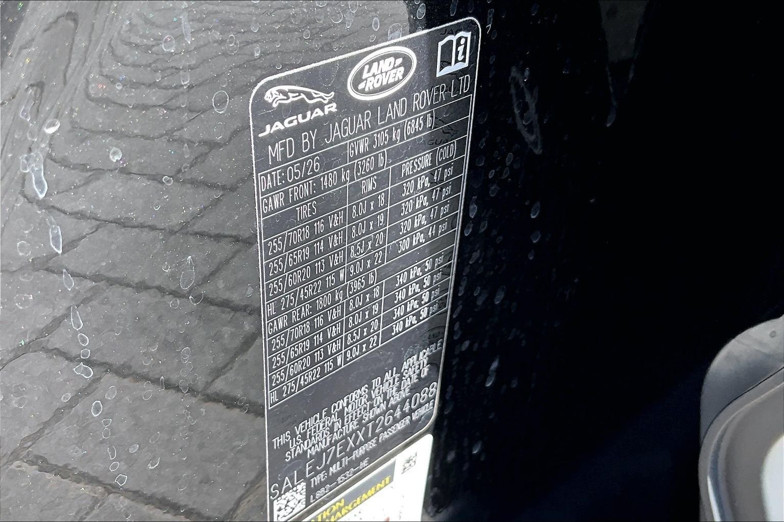 New 2026 Santorini Black LAND ROVER S image 13