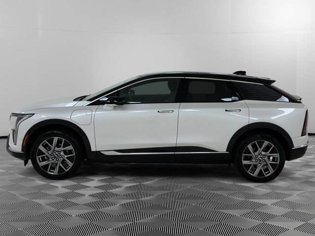 Used 2025 Cadillac OPTIQ Luxury 1 with VIN 3GYK3BMR3SS100071 for sale in Urbandale, IA