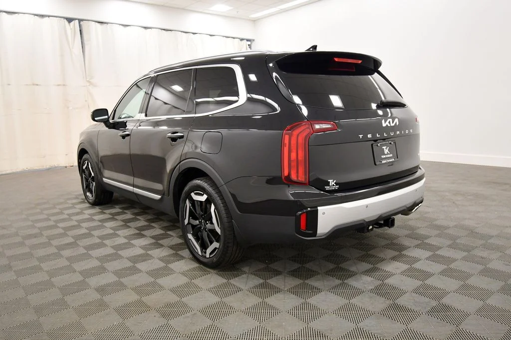 Certified Used 2024 Black Kia S image 5