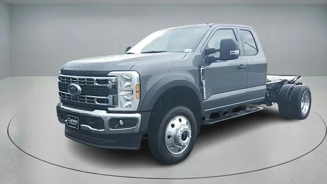2026 Ford F-550 Super Duty Chassis Cab XLT - Photo 28