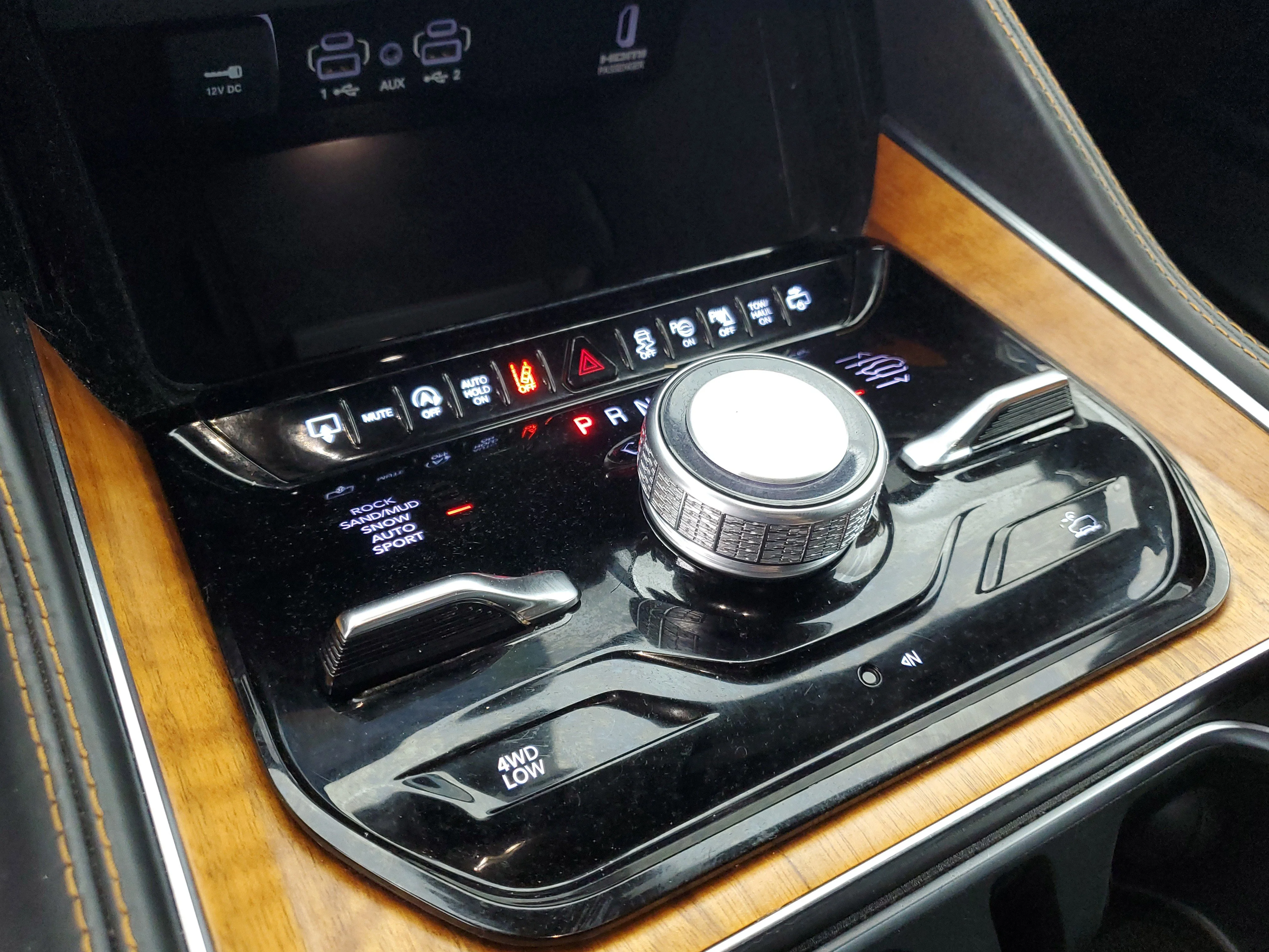 2024 Jeep Grand Wagoneer L Series III - Photo 29