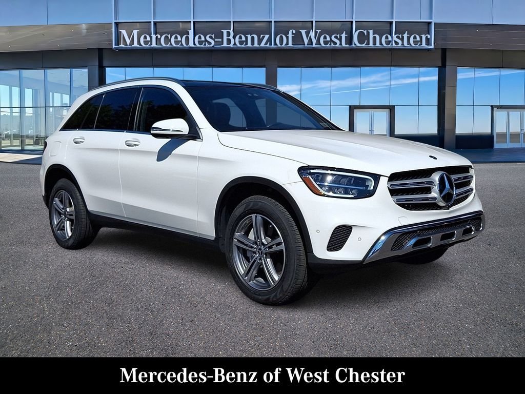 Certified Used 2022 White Mercedes-Benz GLC 300 image 1
