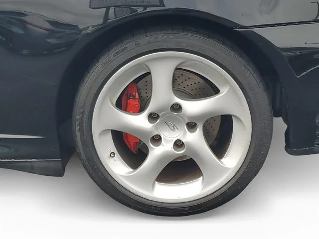 Used 2004 Black Porsche Carrera image 31