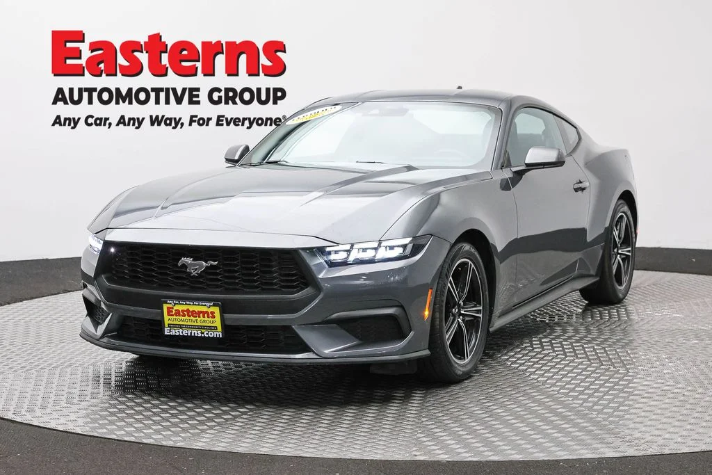 Used 2025 Gray Ford EcoBoost image 1