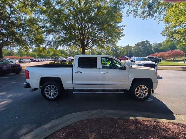 Used 2015 White GMC Denali image 6