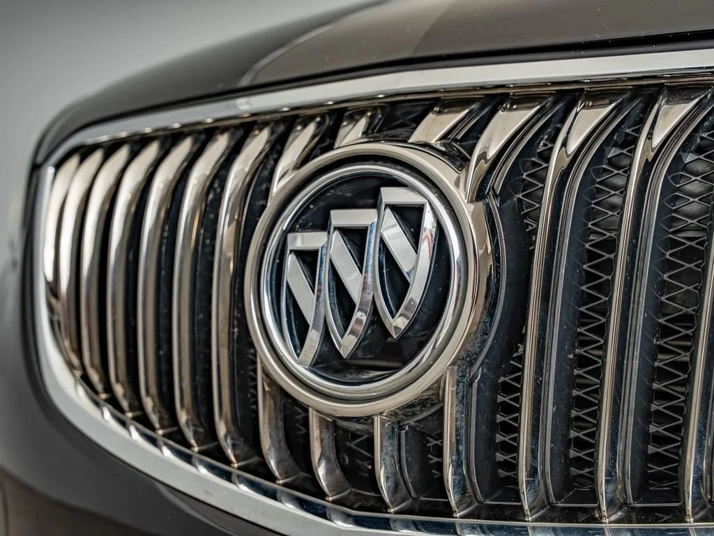 Used 2017 Ebony Twilight Metallic Buick Preferred image 12