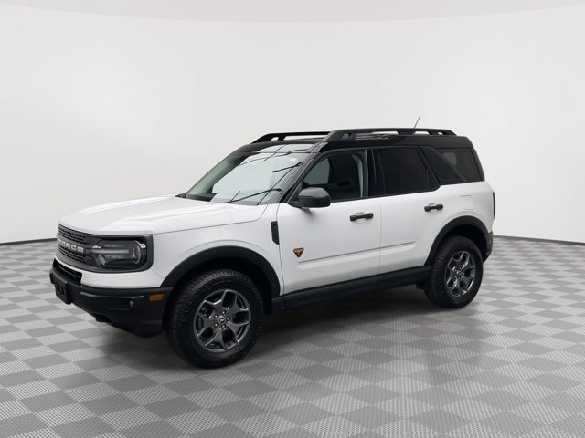 Used 2024 Oxford White Ford Badlands image 34