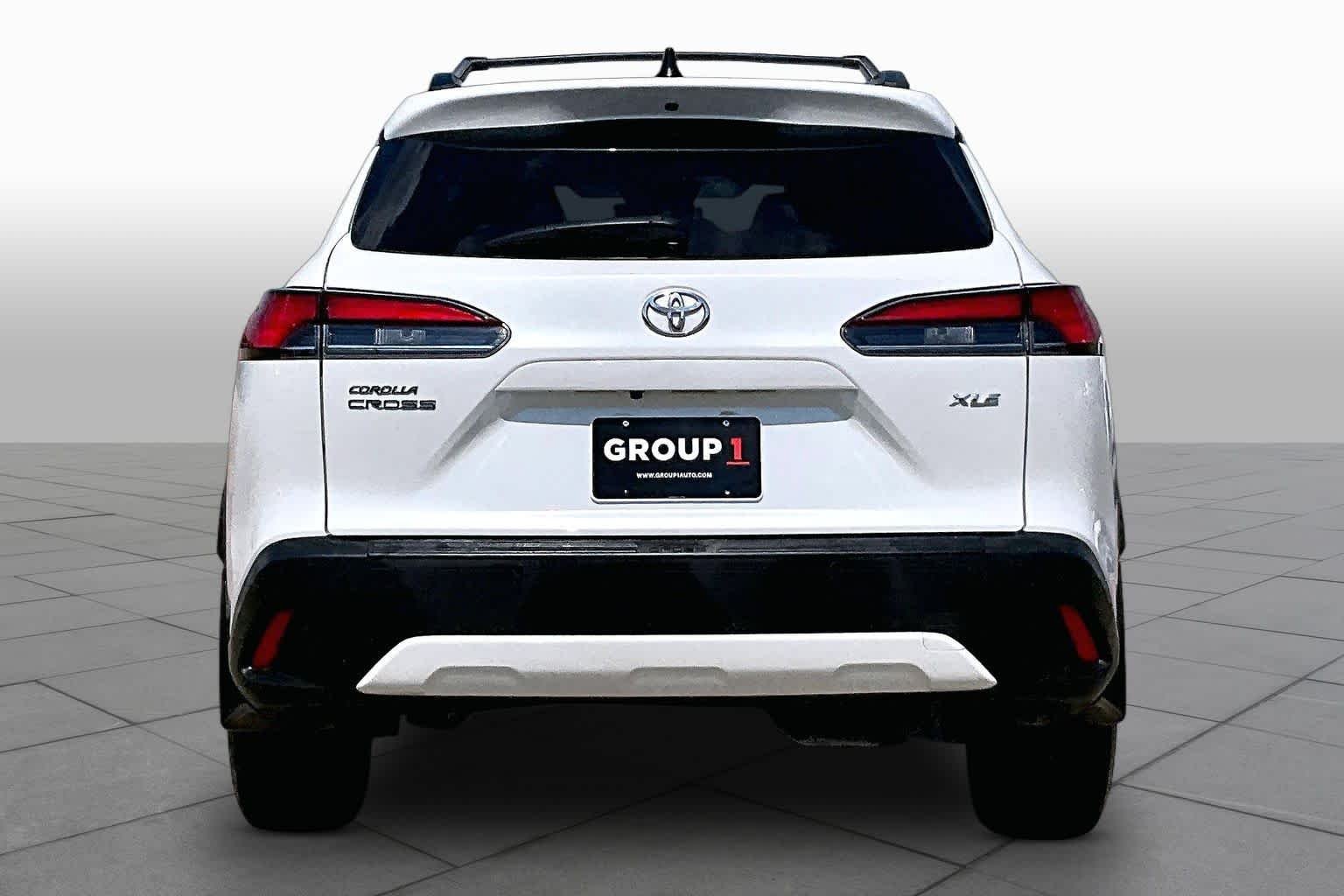 Certified Used 2026 Wind Chill Pearl Toyota XLE image 5