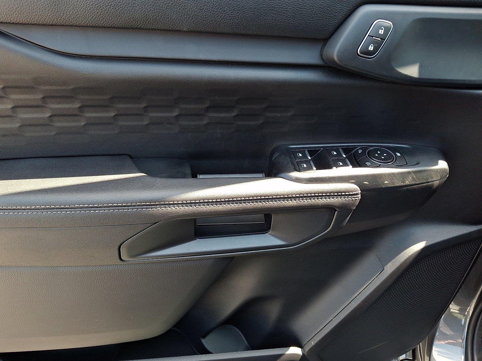 New 2026 Carbonized Gray Metallic Ford XLT image 8