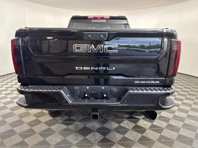 Used 2025 Onyx Black GMC Denali Ultimate image 19