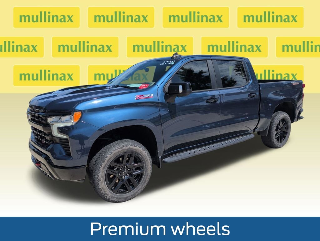 Certified Used 2022 Blue Chevrolet LT Trail Boss image 11
