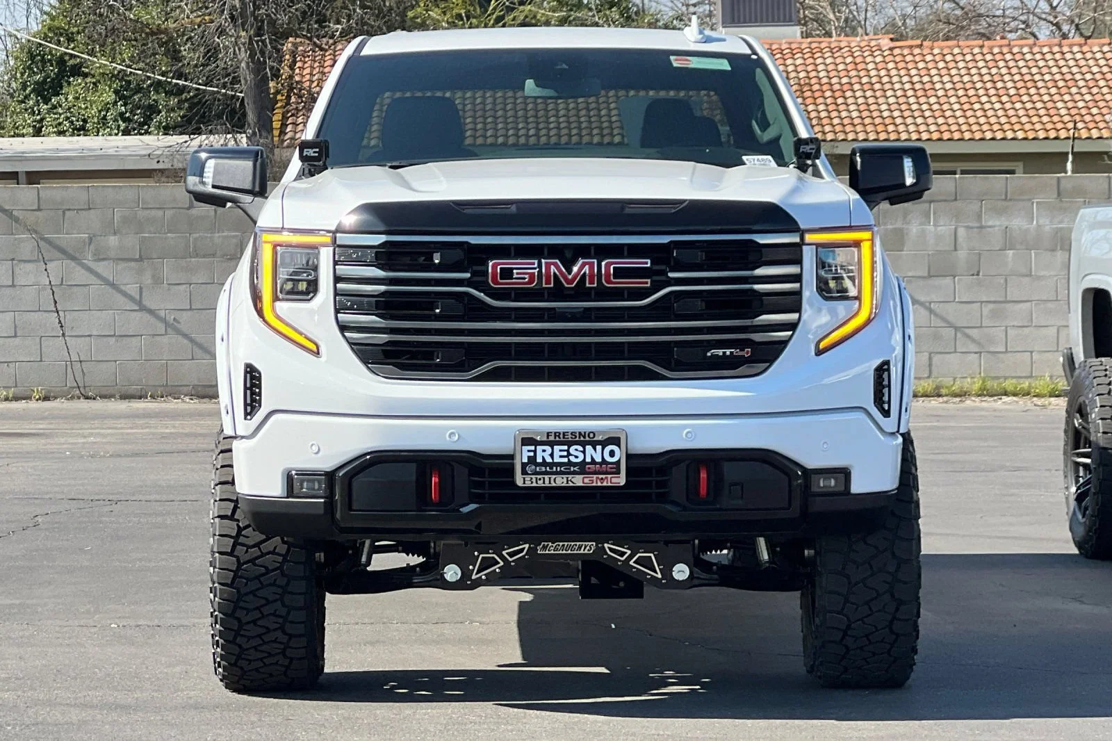 2026 GMC Sierra 1500 AT4 - Photo 7