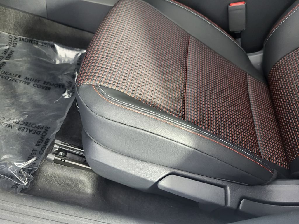 2025 Nissan Kicks SR AWD - Photo 10